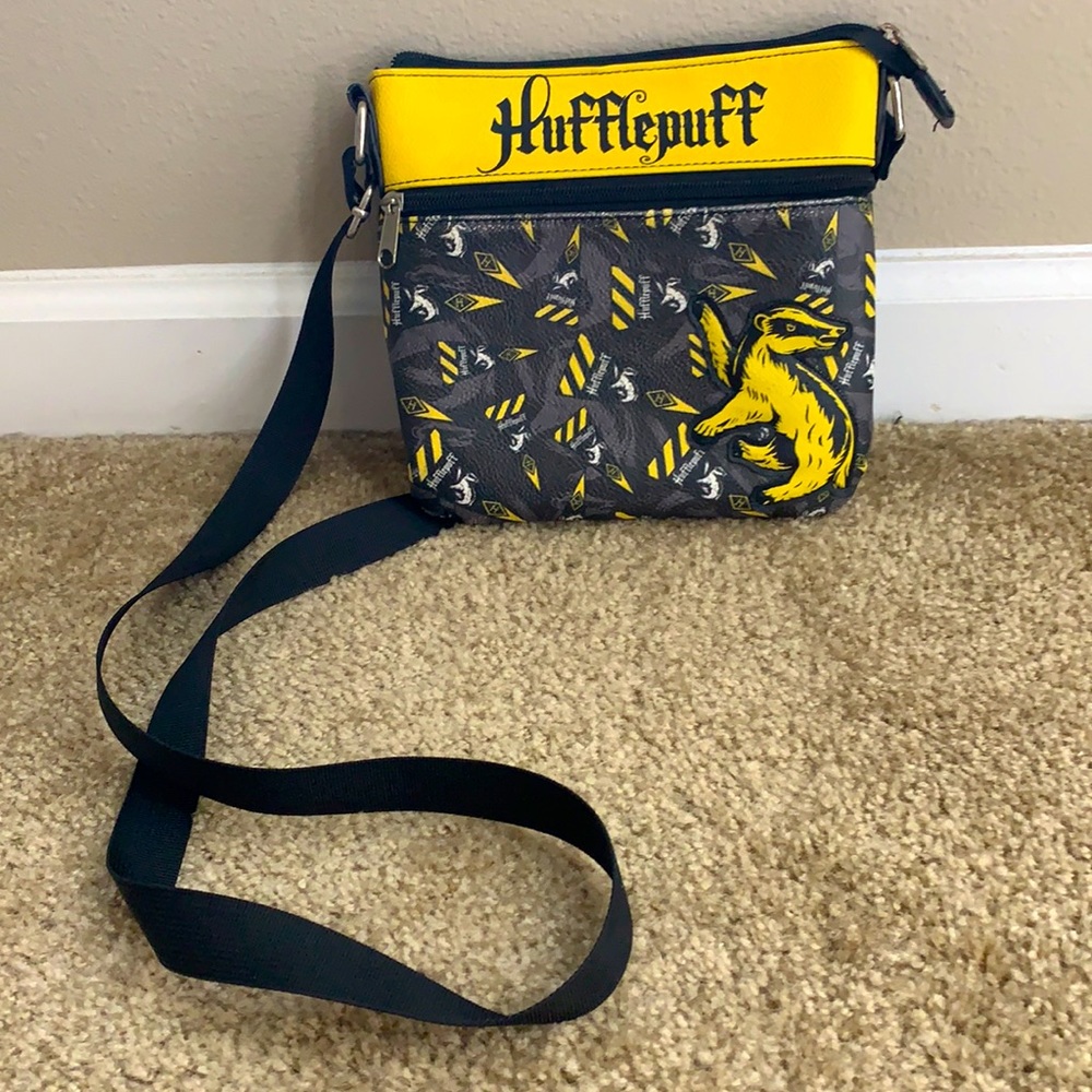 Harry Potter Hufflepuff Crossbody Bag